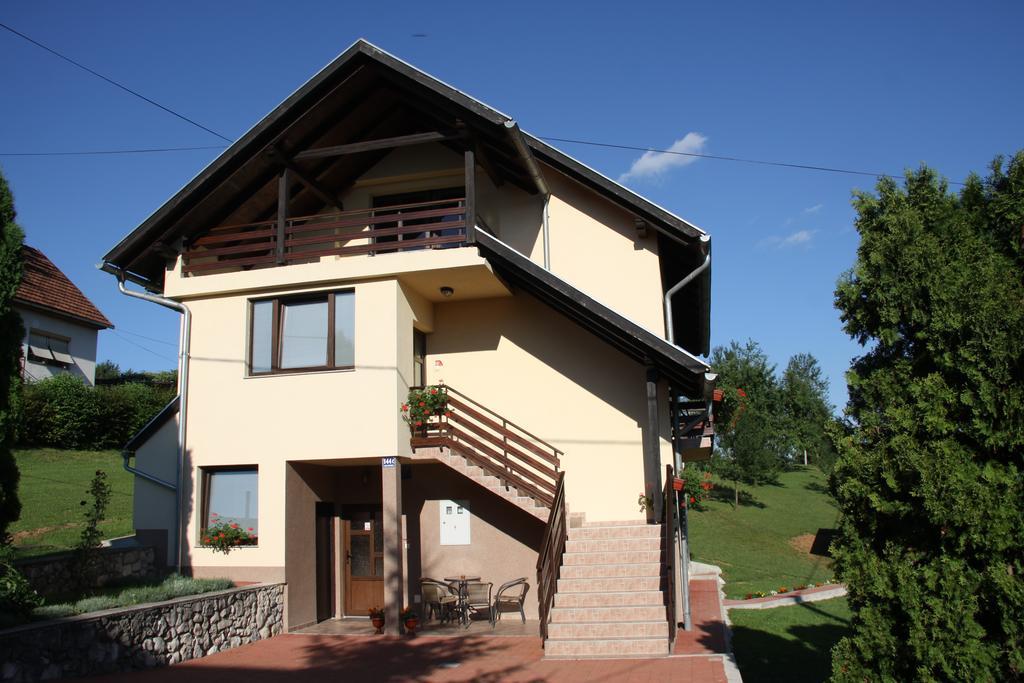 Apartment Ante Slunj Exterior photo
