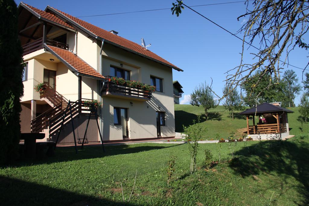 Apartment Ante Slunj Exterior photo
