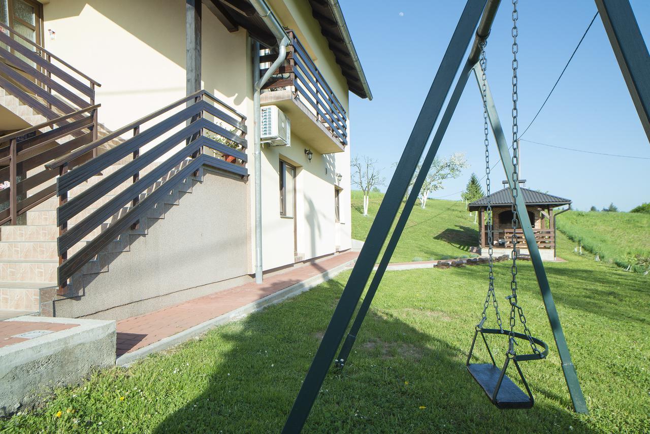 Apartment Ante Slunj Exterior photo